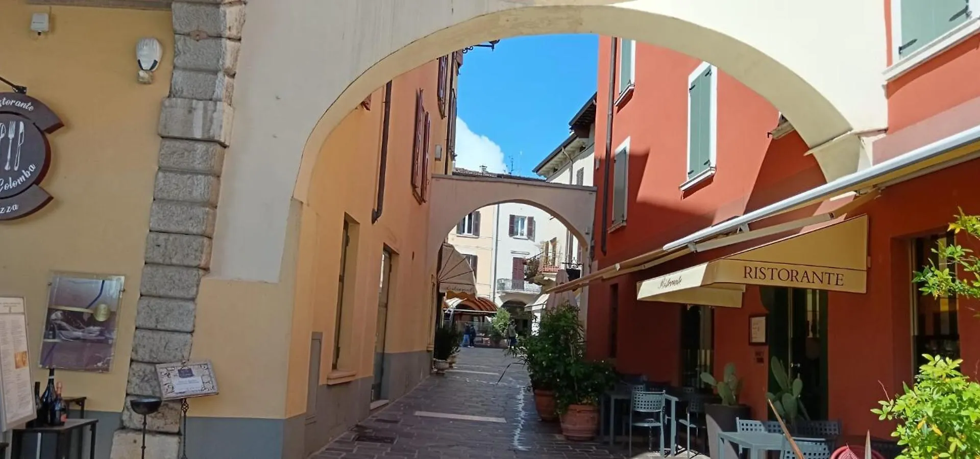 شقة Chiara'S Exclusive In Desenzano ديسينسانو ديل غاردا