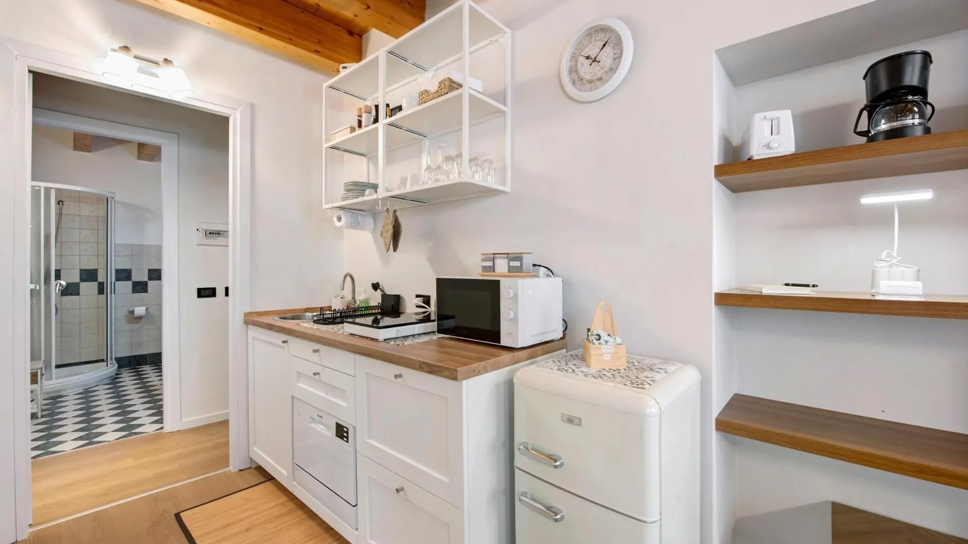 Chiara'S Exclusive In Desenzano Apartman Desenzano del Garda