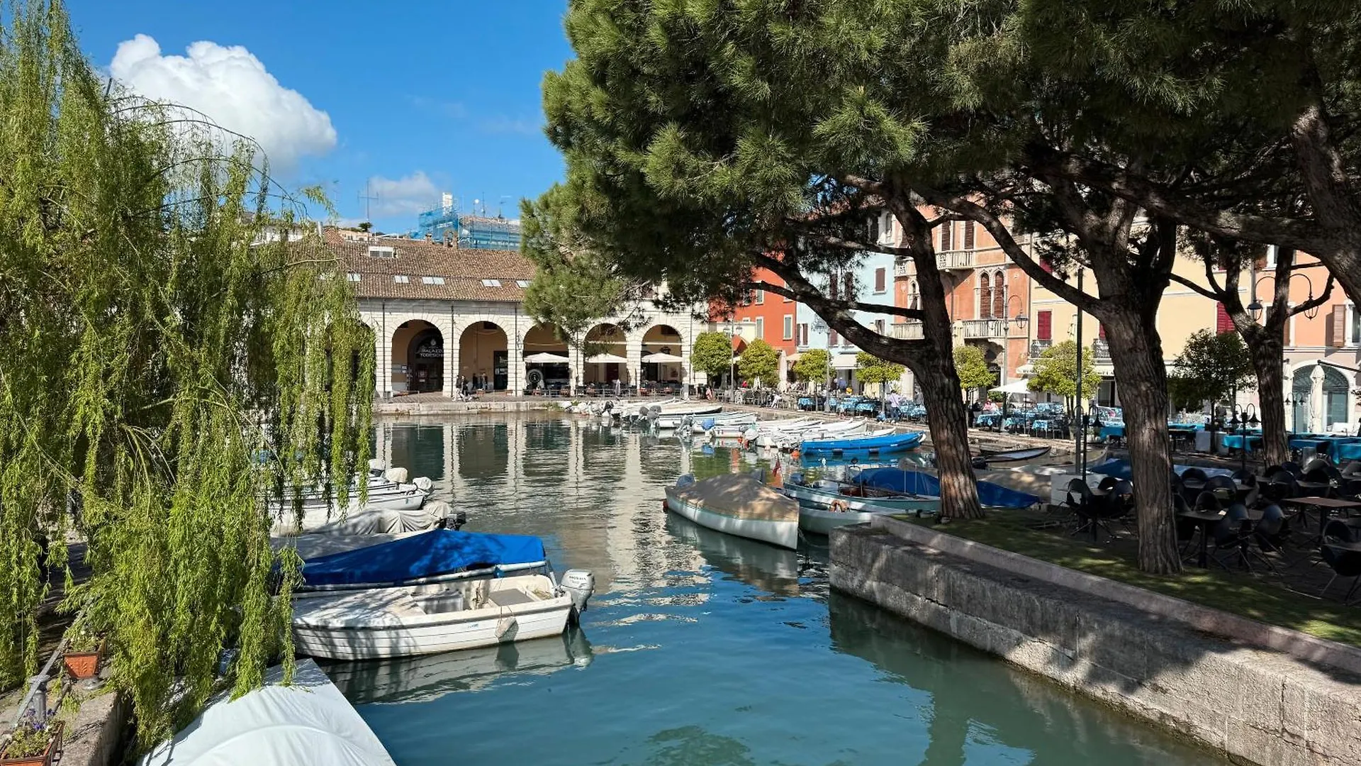 Chiara'S Exclusive In Desenzano Apartman Desenzano del Garda